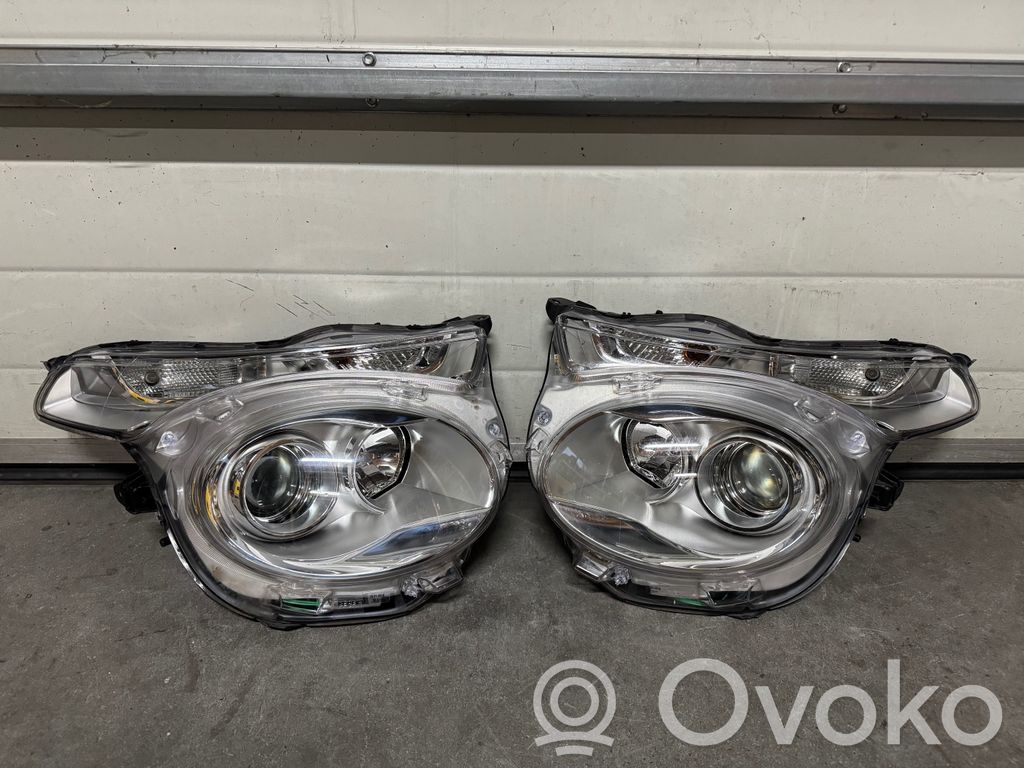 Citroen C1 Headlights/headlamps set 