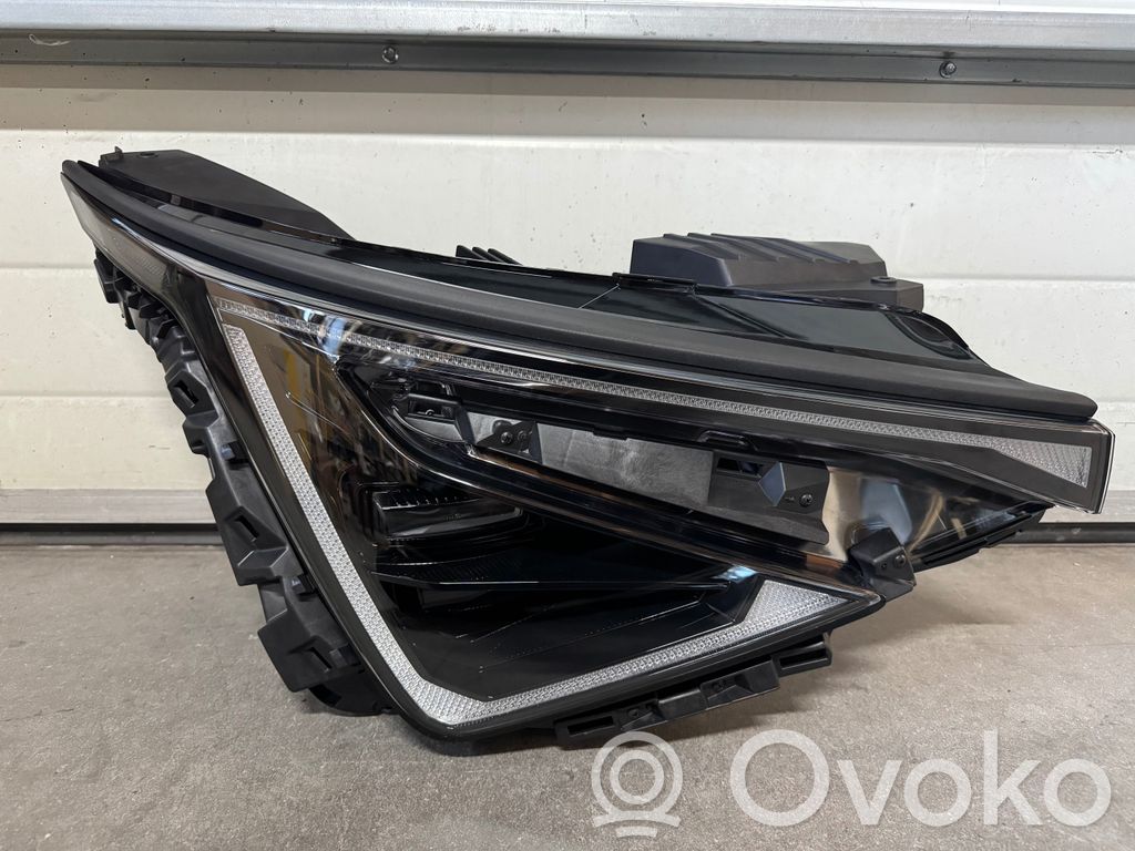 Headlight/headlamp   92102CV6