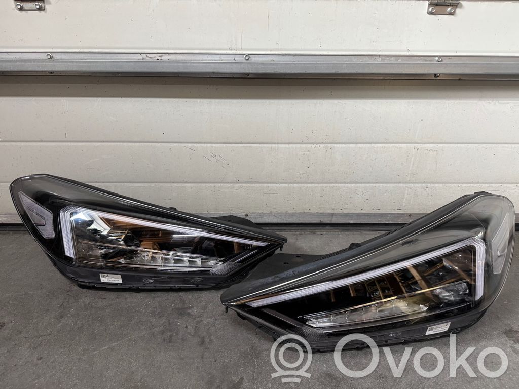 Hyundai Tucson TL Set faruri 