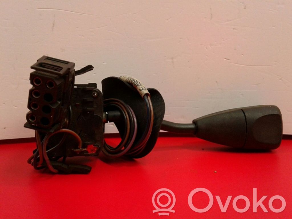 BMW 3 E36 Autres commutateurs / boutons / leviers 