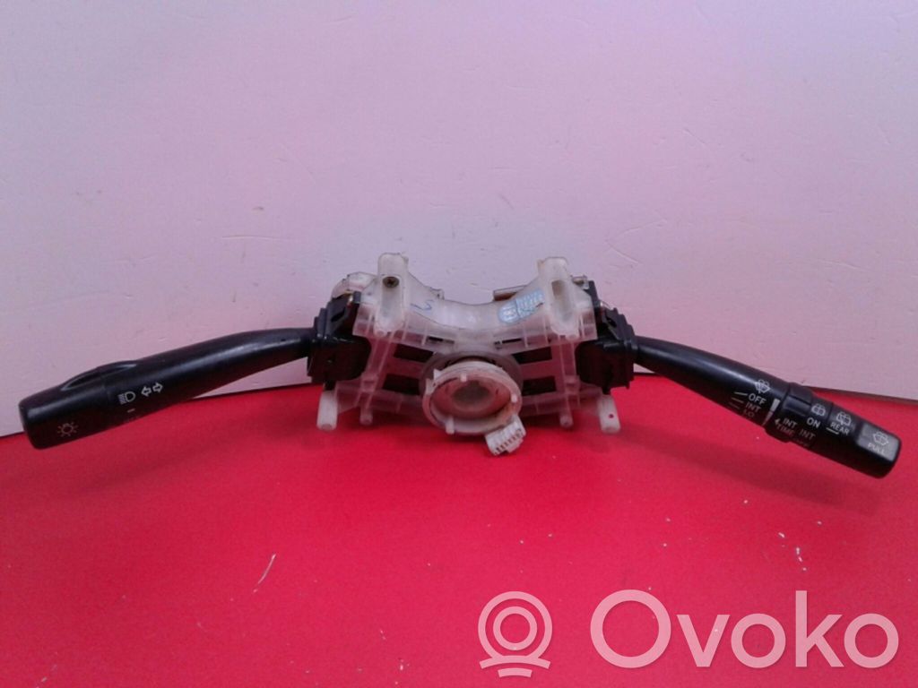 Toyota Corolla E110 Rokturu komplekts 