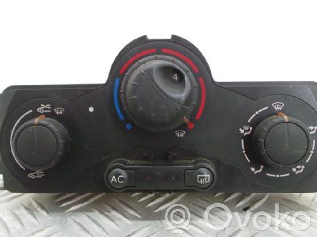Climate control unit   69420001,69427013,69587001