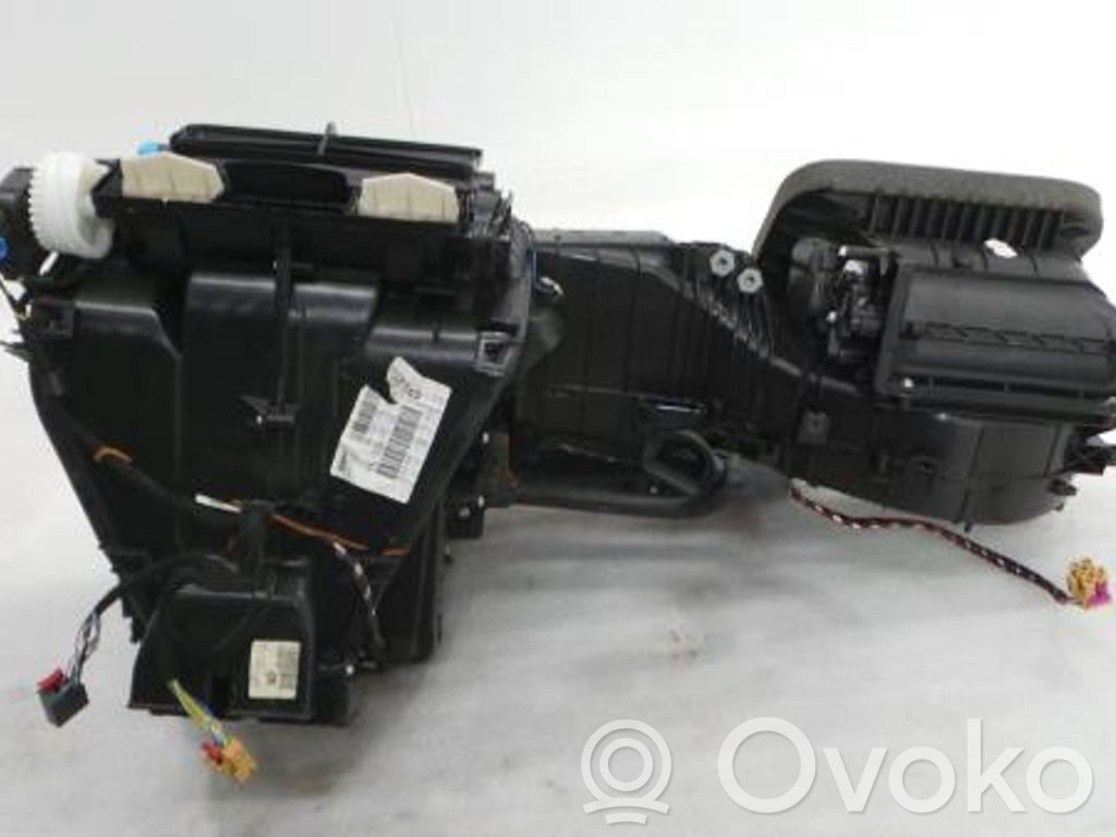 Interior heater climate box assembly   1K1820003RQ