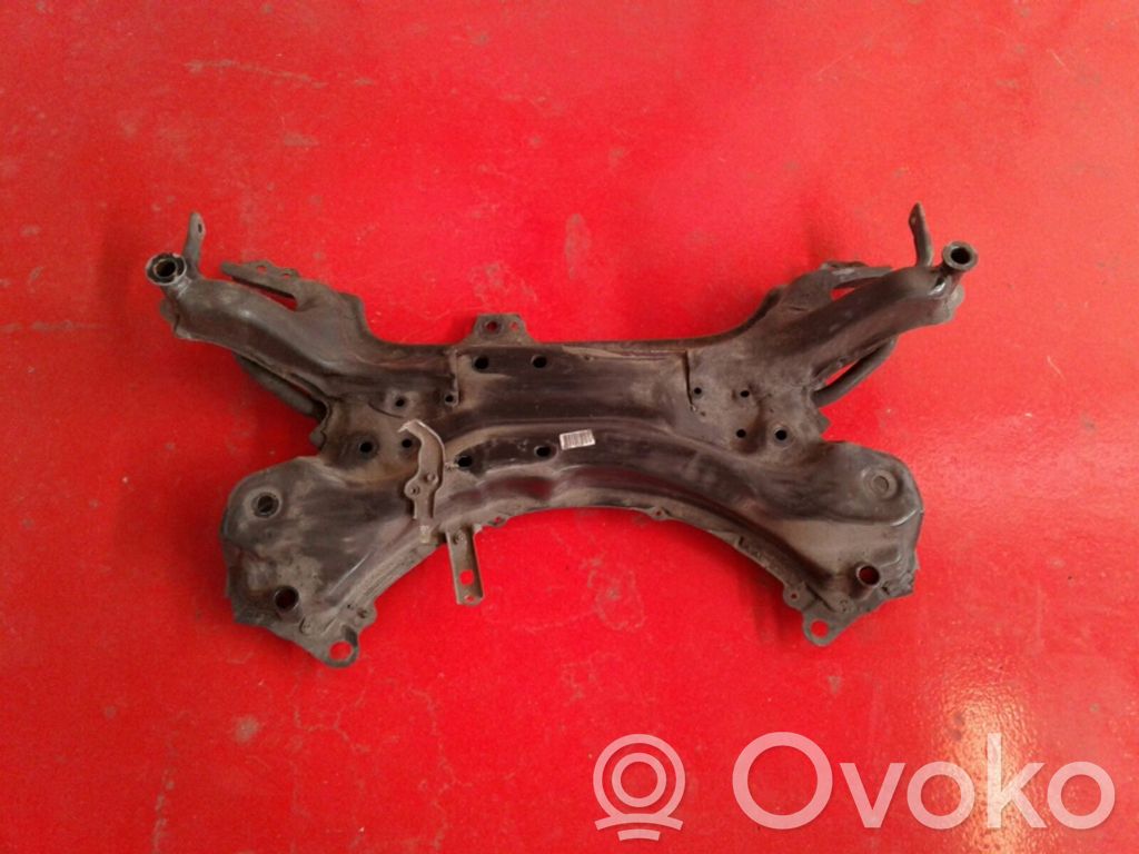 Toyota Auris 150 Sottotelaio anteriore 