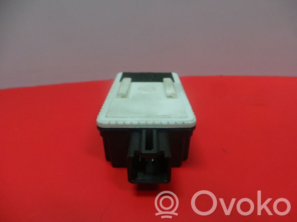 Mazda 2 Interruttore/pulsante di controllo multifunzione 