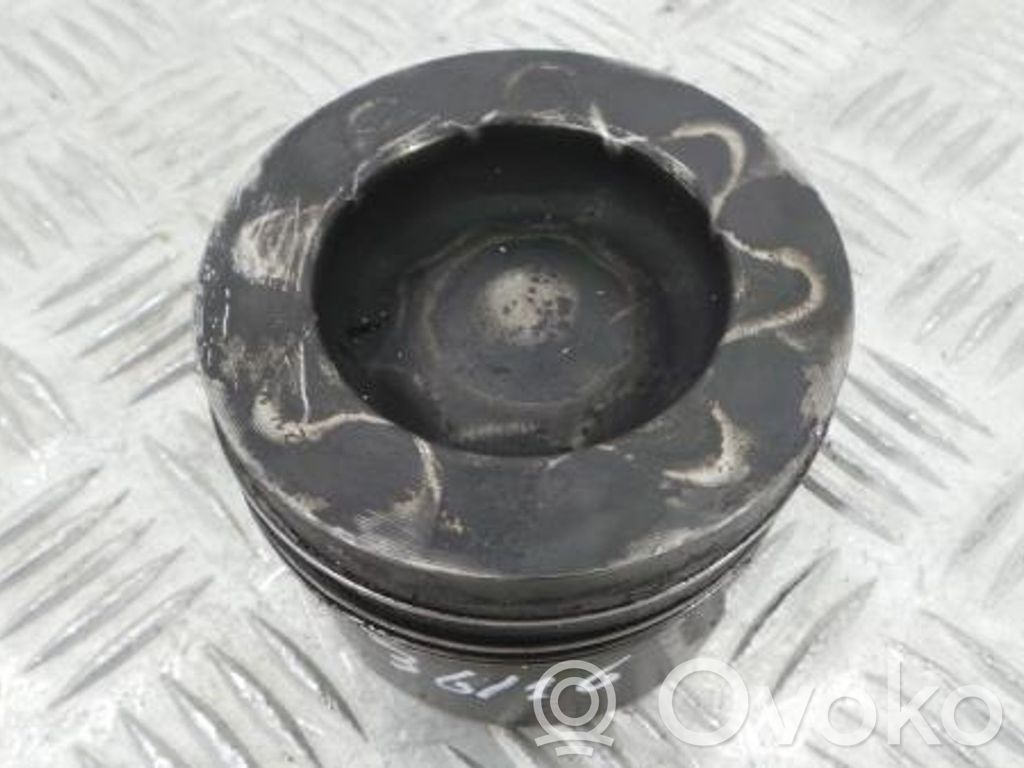 Piston   81L97A12,11952KM