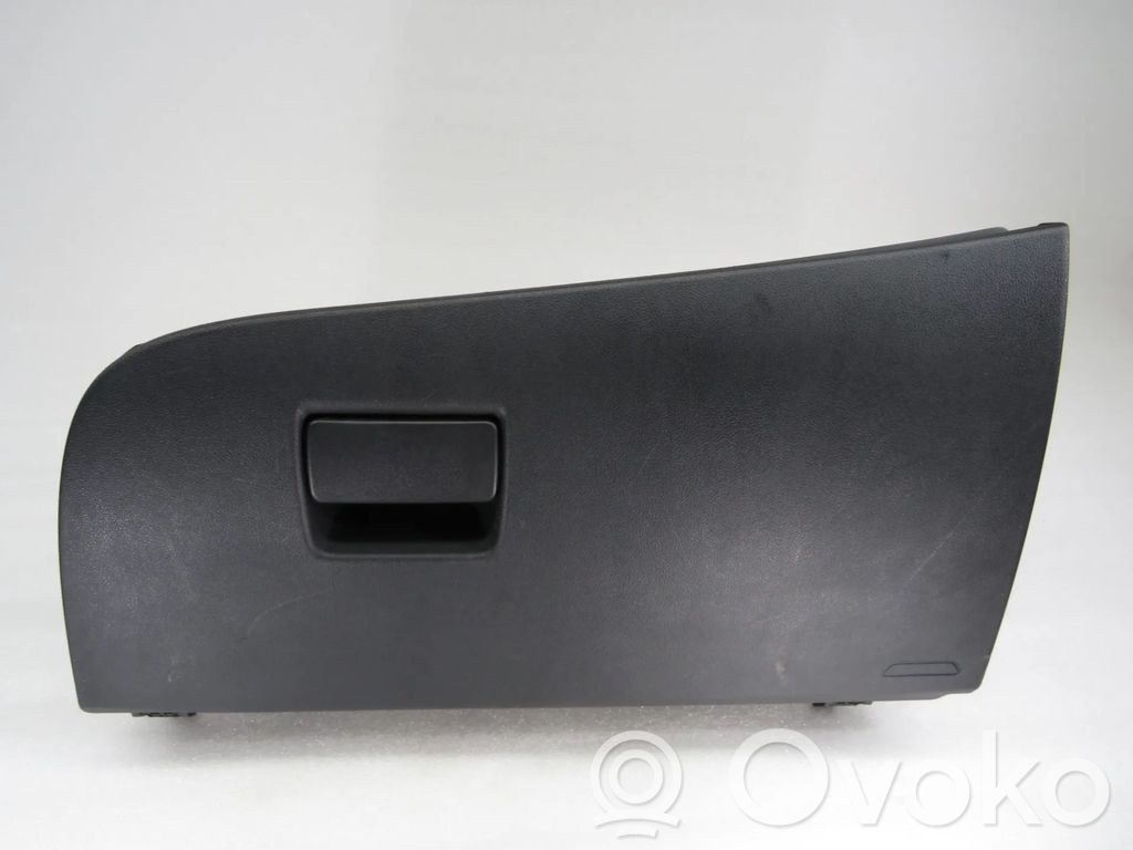 Opel Insignia B Handschuhfach 