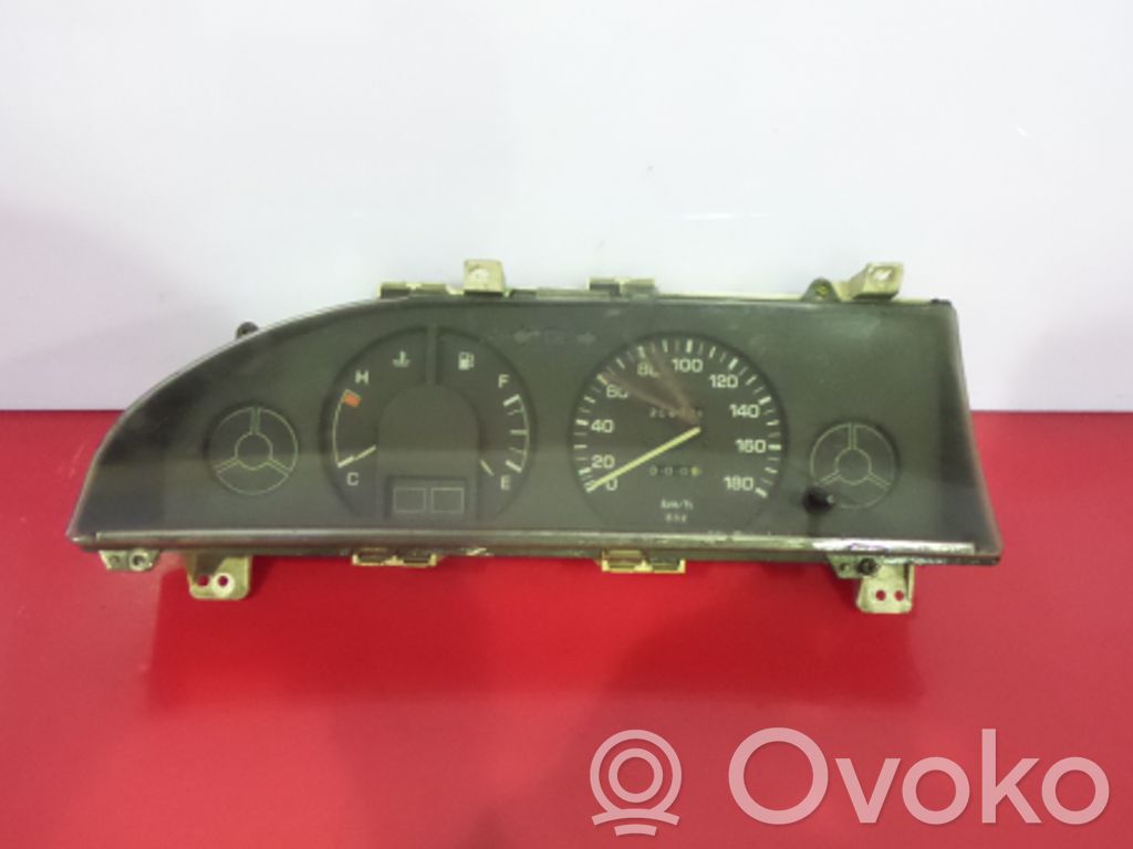 Toyota Corolla E90 Speedometer (instrument cluster) 