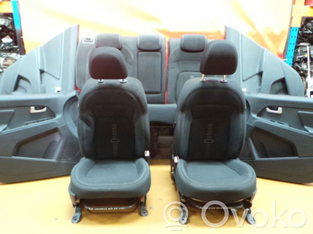 KIA Sportage Seat set 