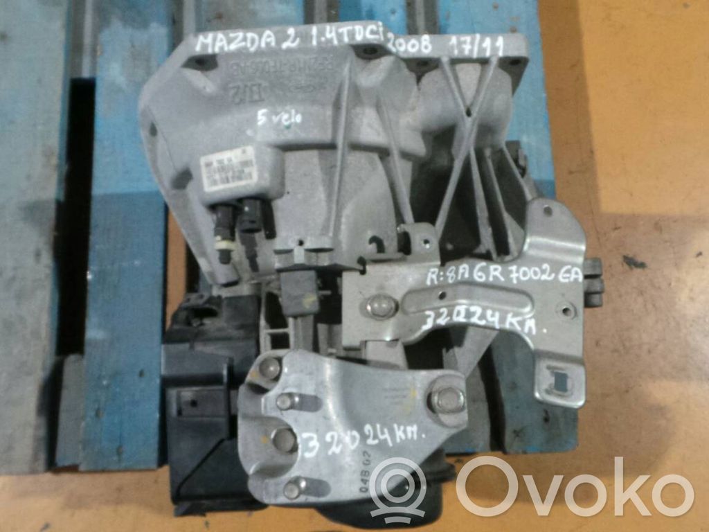Manual 5 speed gearbox   8A6R7002EA,28366,32024KM,5VELOCIDADES