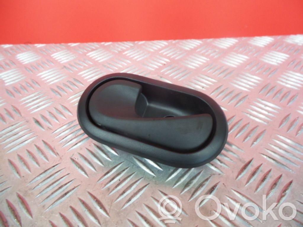 Manecilla interna puerta delantera   8200733848