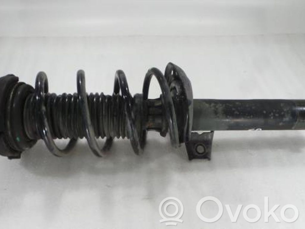 Audi Q3 8U Front shock absorber/damper 