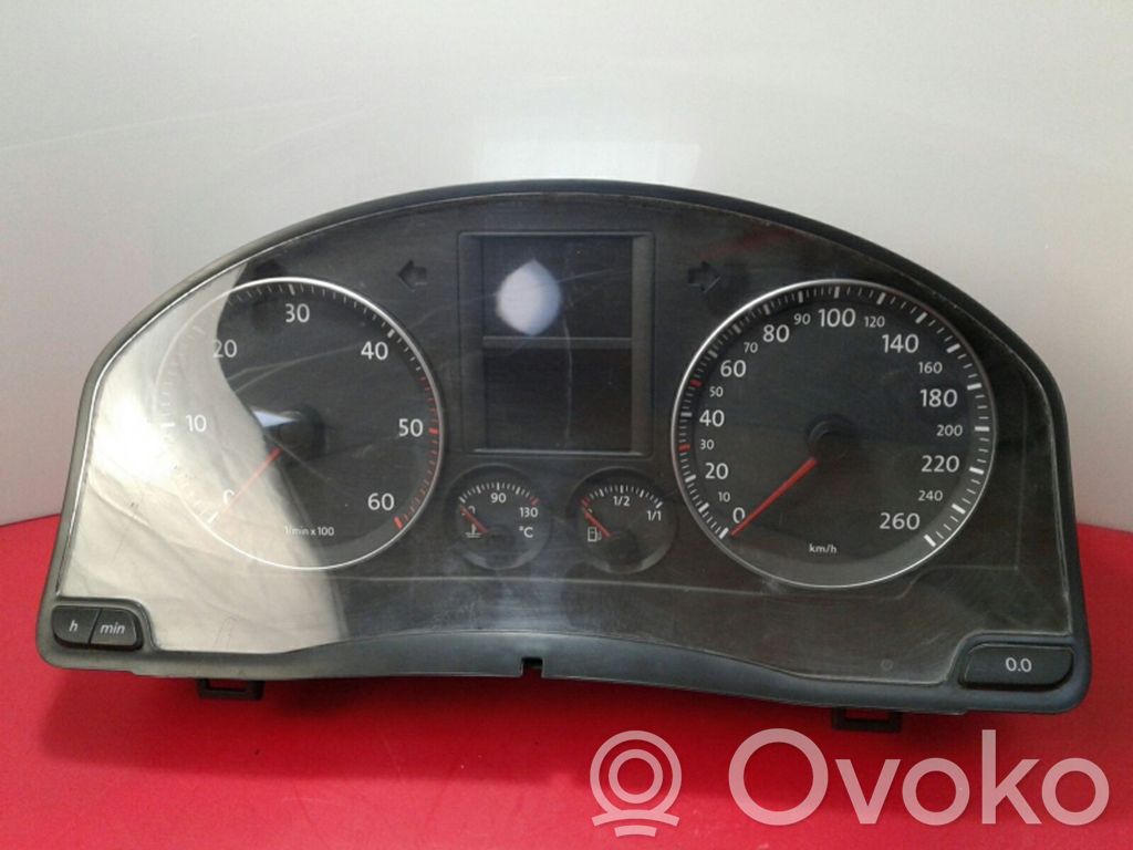 Volkswagen Golf V Speedometer (instrument cluster) 