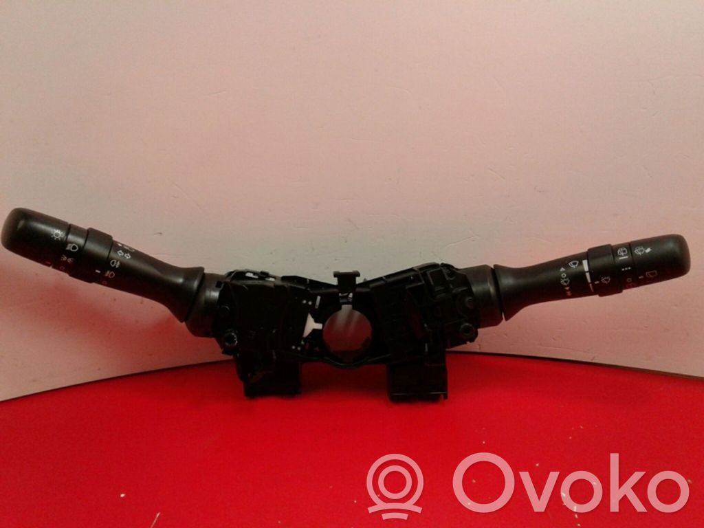 Toyota Auris 150 Interruptor/palanca de limpiador de luz de giro 