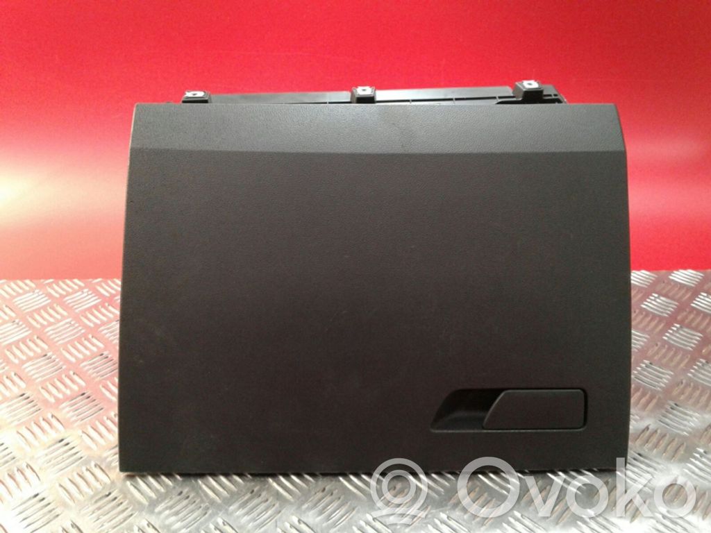 Seat Leon (5F) Ящик для вещей 