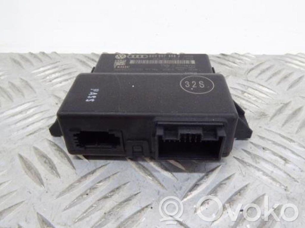 Multifunctional control switch/knob   8U0907468J,8U0907468J