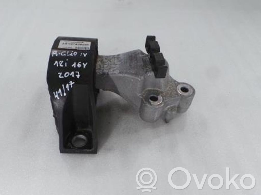 Engine mount bracket   113752043R,112843505R,321267R,805581,AS113750822R