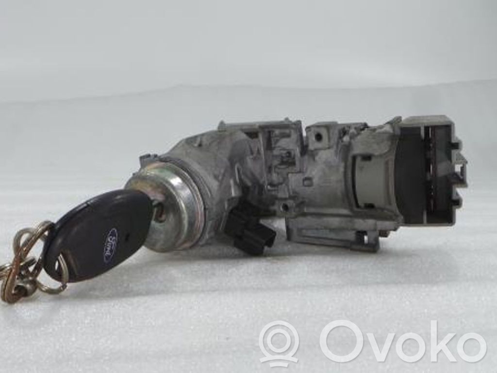Užvedimo spynelė   D75200130Y,8A6T15607AB
