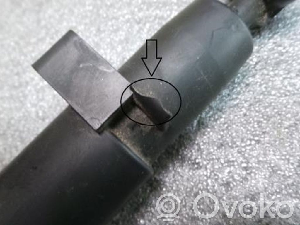 Mercedes-Benz SLK R171 Windscreen/windshield washer pump 