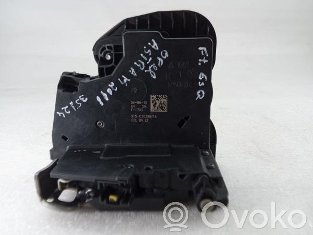 Opel Astra K Zamek drzwi przednich 