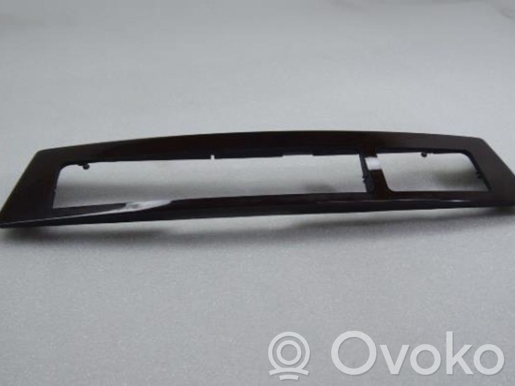 BMW 7 E65 E66 Prietaisų skydelio apdaila 