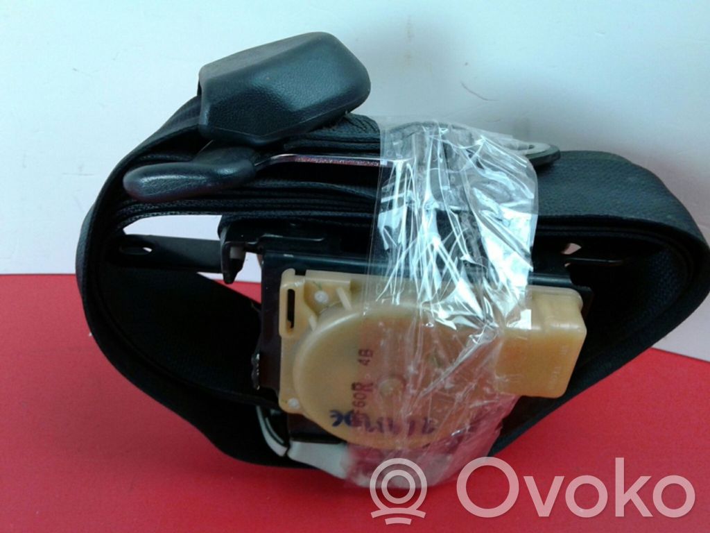 Toyota Corolla Verso E121 Cinturón delantero 