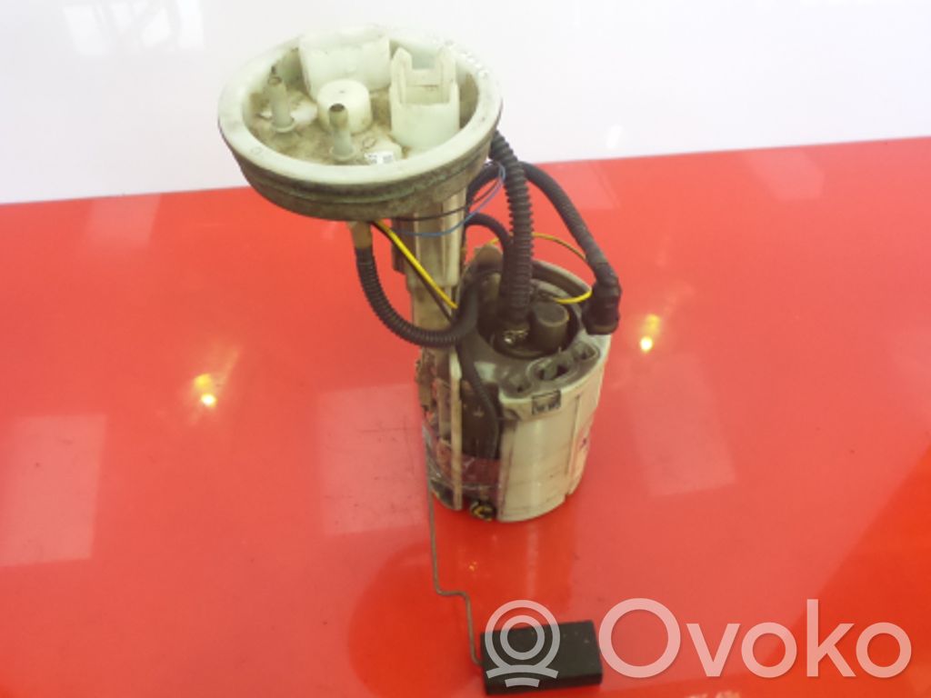Bomba interna de combustible   270,002,005,212,270212002005,8E0919050D