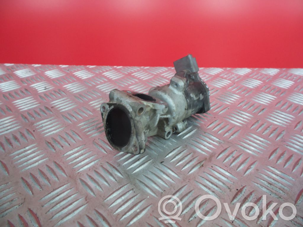 Peugeot 607 EGR valve 
