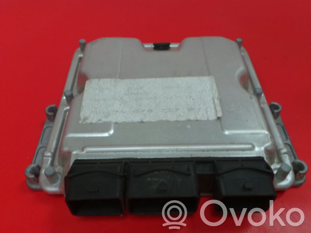 Engine control unit/module   011,07,081,281,9647472780,967,BOSCH