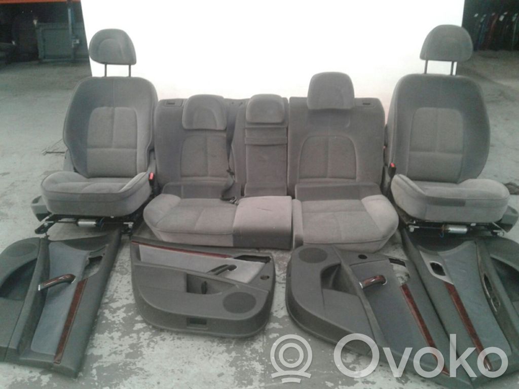 Peugeot 407 Sēdekļu komplekts 