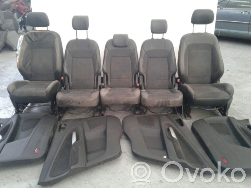 Set sedili
