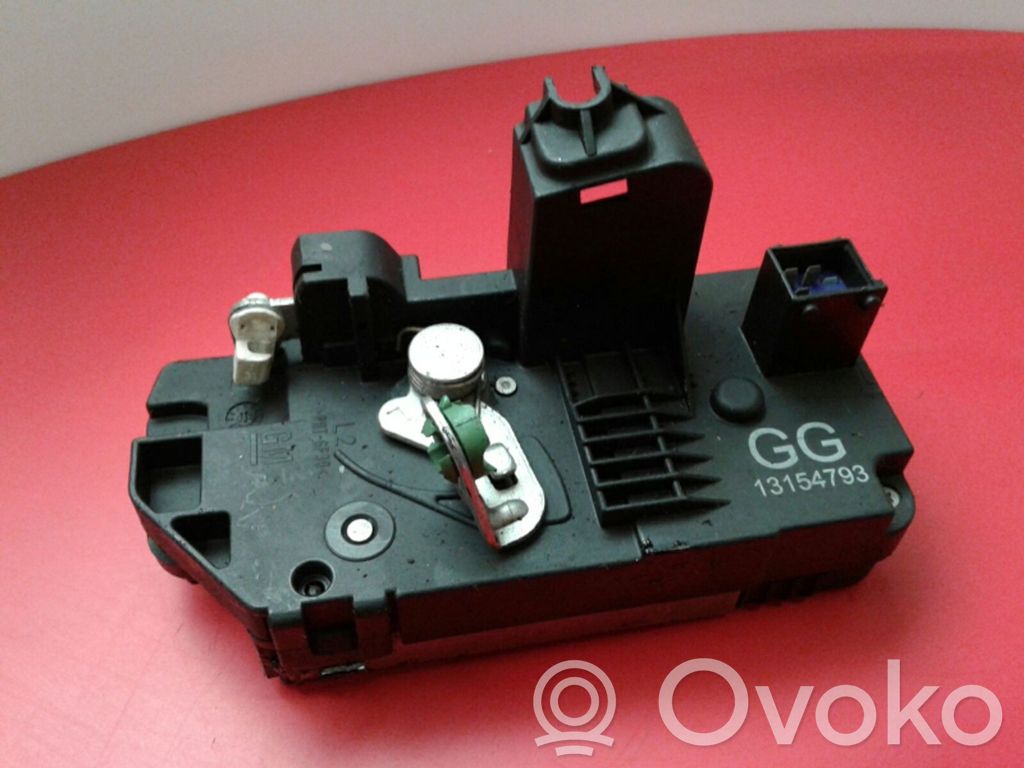 Opel Corsa C Rear door lock 