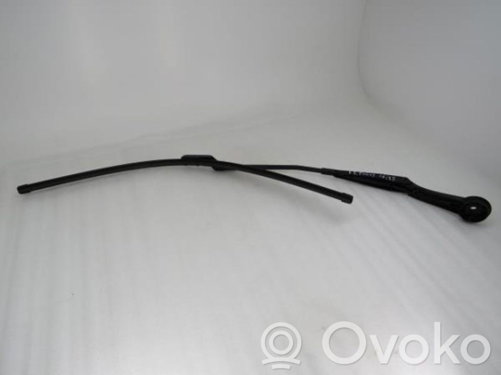 Ford Focus Front wiper blade arm 
