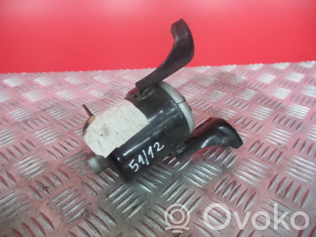 Ford Fiesta Engine mount bracket 
