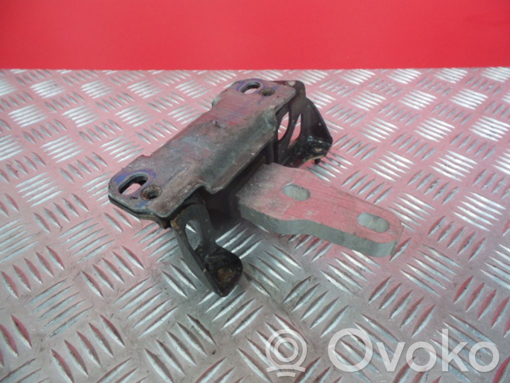 Ford Fiesta Engine mount bracket 