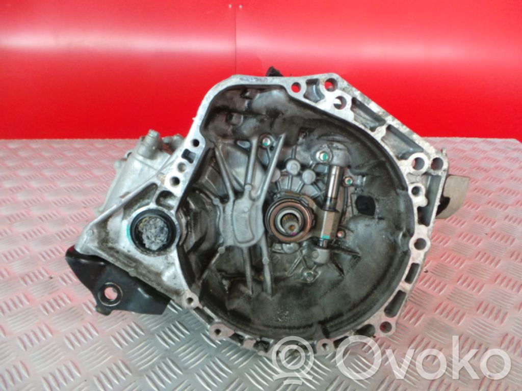 Toyota Yaris Cutie viteze manuală cu 5 trepte 