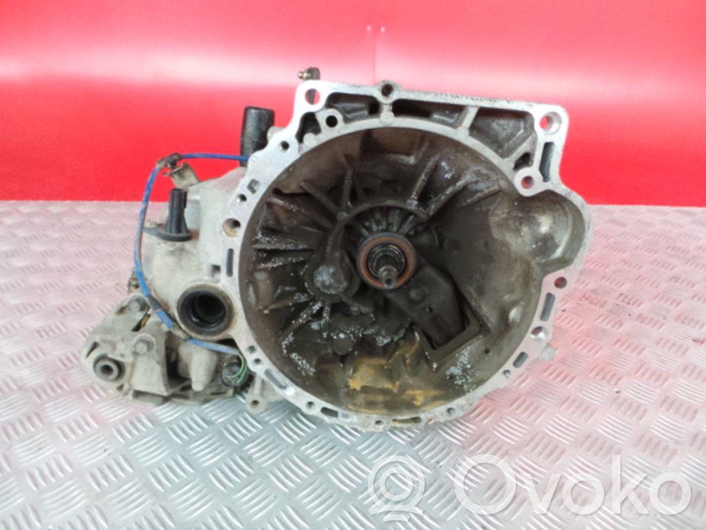 Manualna 5-biegowa skrzynia biegów   6TH0311989,152326KM,40097,5VELOCIDADES