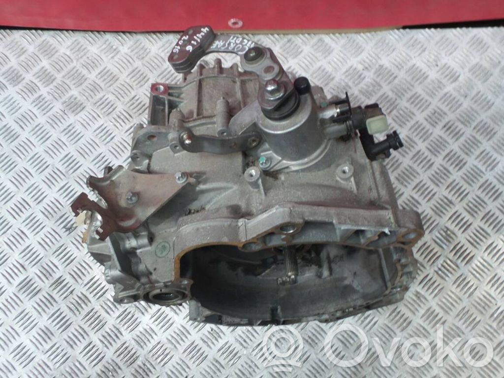 Opel Corsa E Scatola del cambio manuale a 5 velocità 