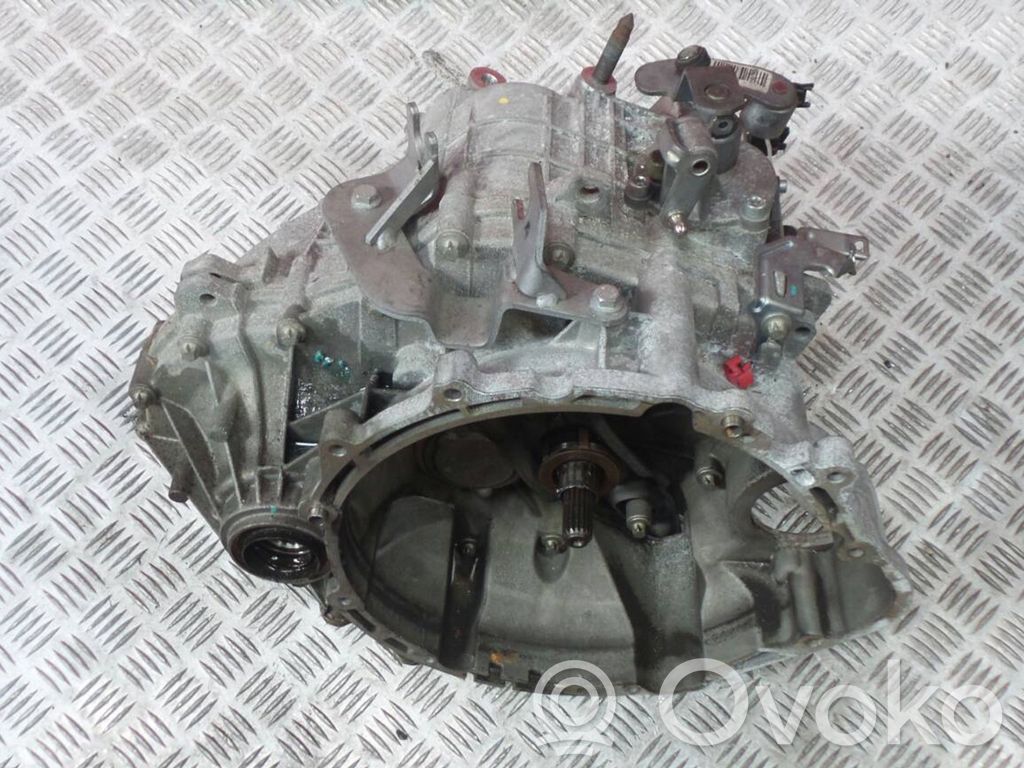 Mitsubishi Colt CZ3 Caja de cambios manual de 5 velocidades 