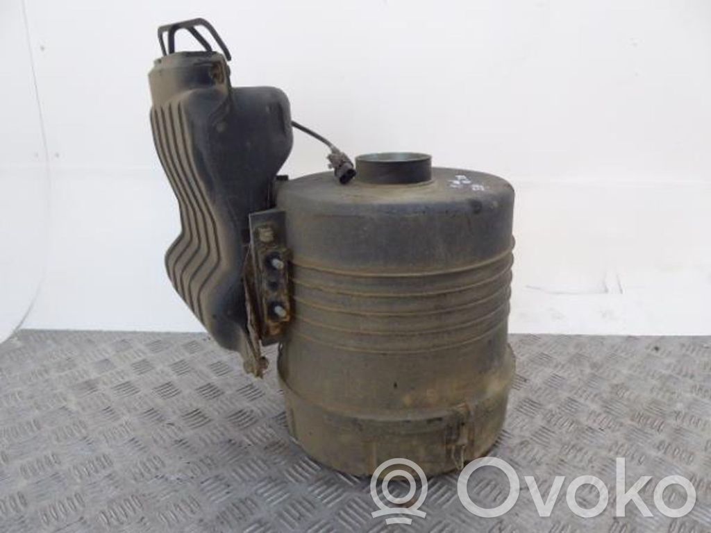Volkswagen PASSAT B5.5 Luftfilterkasten 