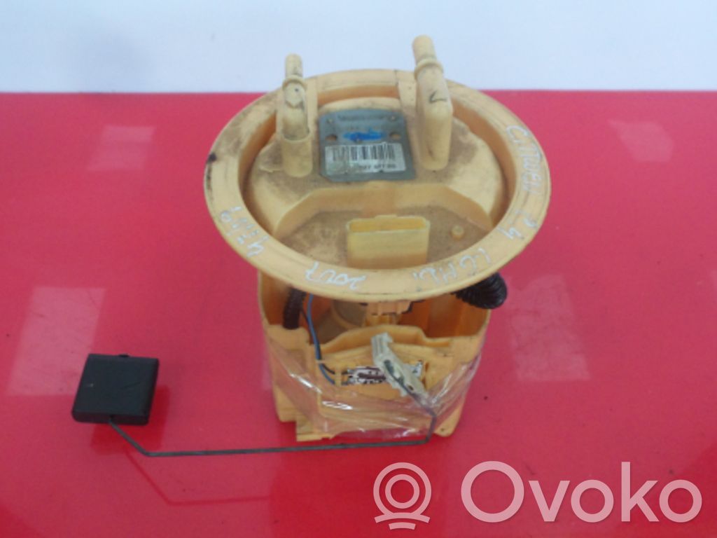 Fuel level sensor   327,47,597,9632759780