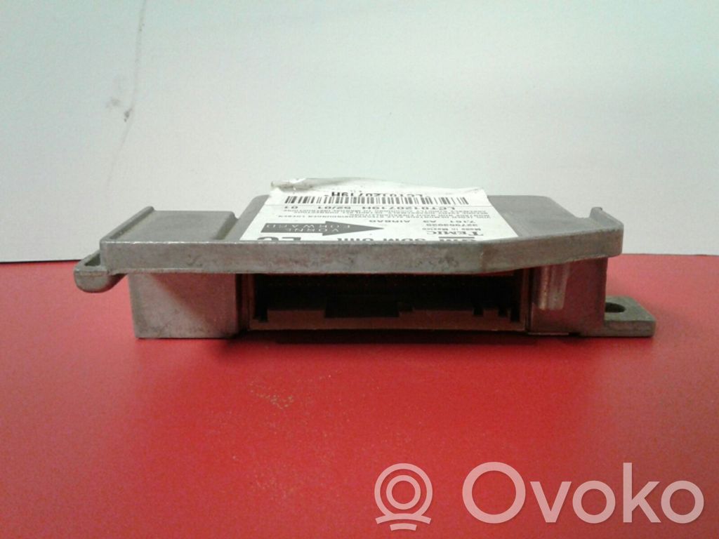 Opel Corsa C Oro pagalvių valdymo blokas 