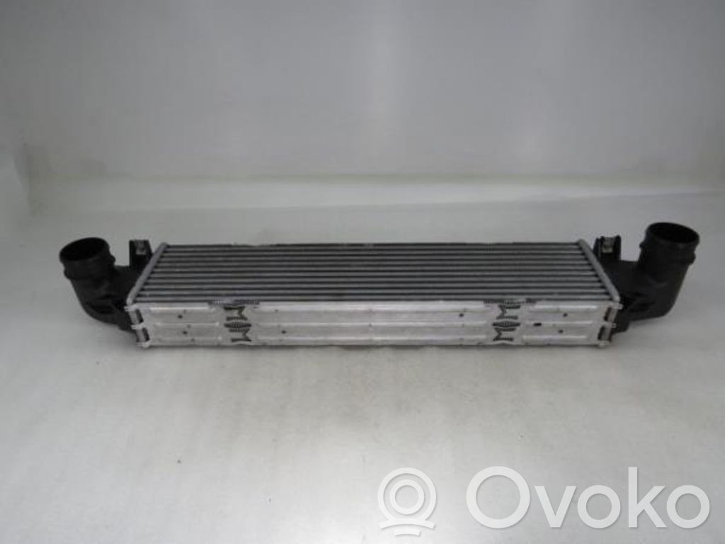 Volvo V60 Interkūlerio radiatorius 
