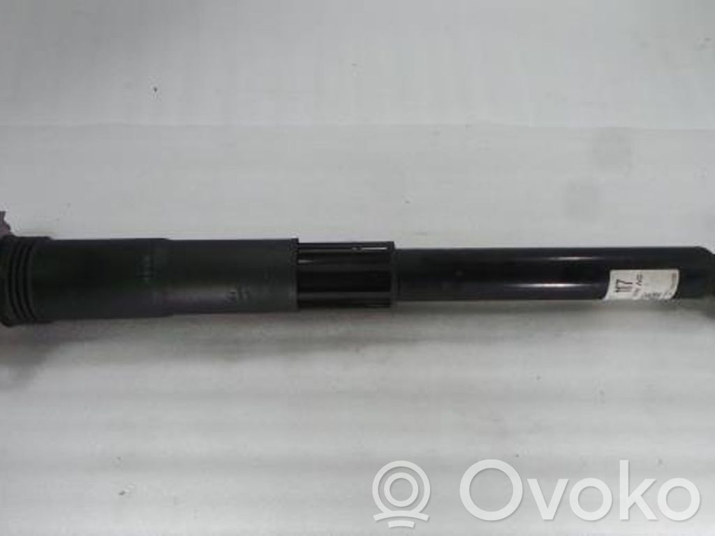 Volkswagen Golf VII Amortyzator tylny 