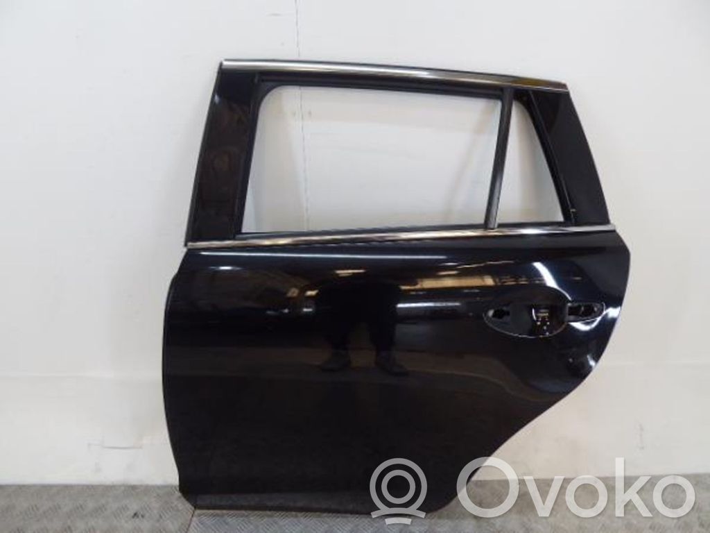 Rear door   GHP973010