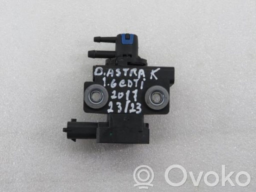 Opel Astra K Zawór podciśnienia / Elektrozawór turbiny 