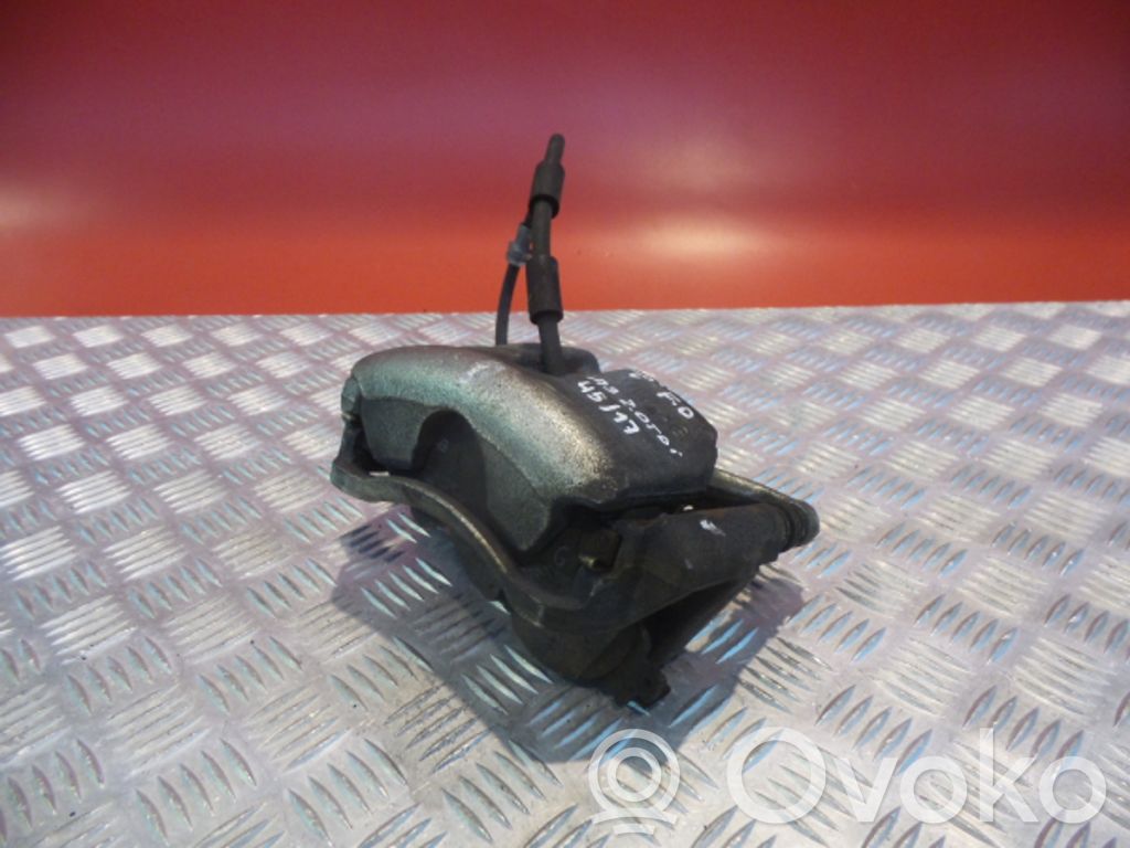 Etujarrusatula   5Q0106AJ