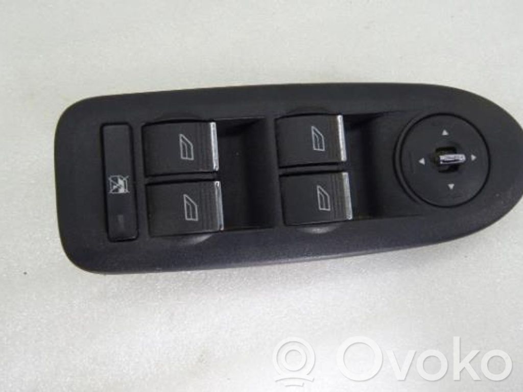 Ford Kuga I Electric window control switch 