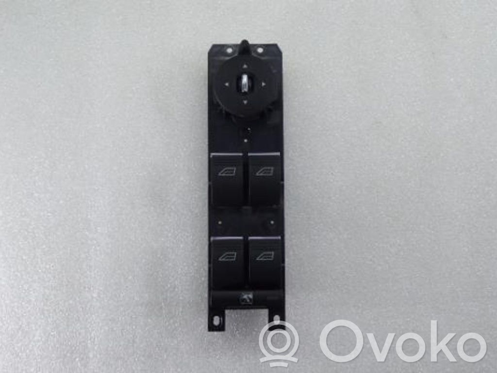 Interruptor del elevalunas eléctrico   AM5T14A132CB,10108945