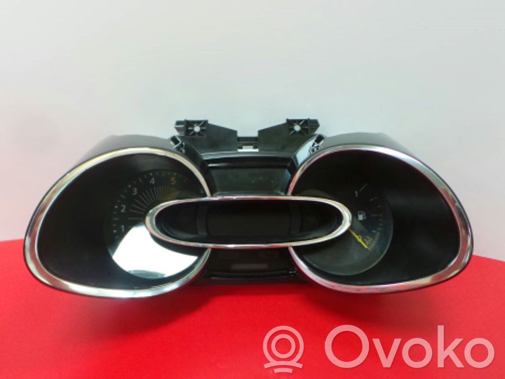 Renault Clio IV Spidometrs (instrumentu panelī) 